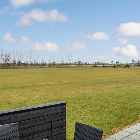 2 Bedroom Gorgeous Apartment In Vaeggerlose Boto By Exterior foto